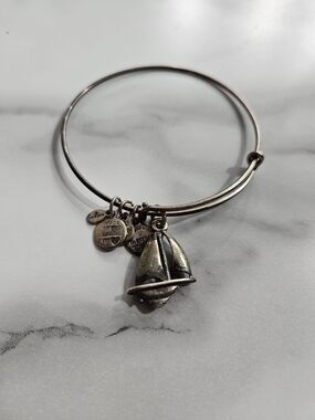 Alex & Ani Sailboat  Bangle Bracelet ⚓️⛵️
